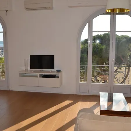 Vue Golfe St Tropez A Ste Maxime Yourhosthelper Apartment *