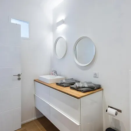 Apartment Vue Golfe St Tropez A Ste Maxime Yourhosthelper