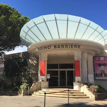 Vue Golfe St Tropez A Ste Maxime Yourhosthelper